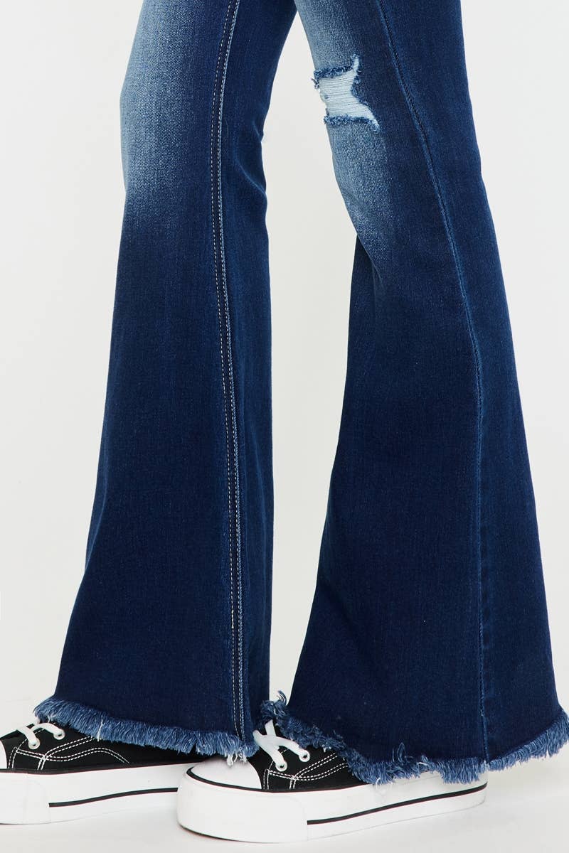 HIGH RISE EXPOSED BUTTON FLARE DARK STONE WASH