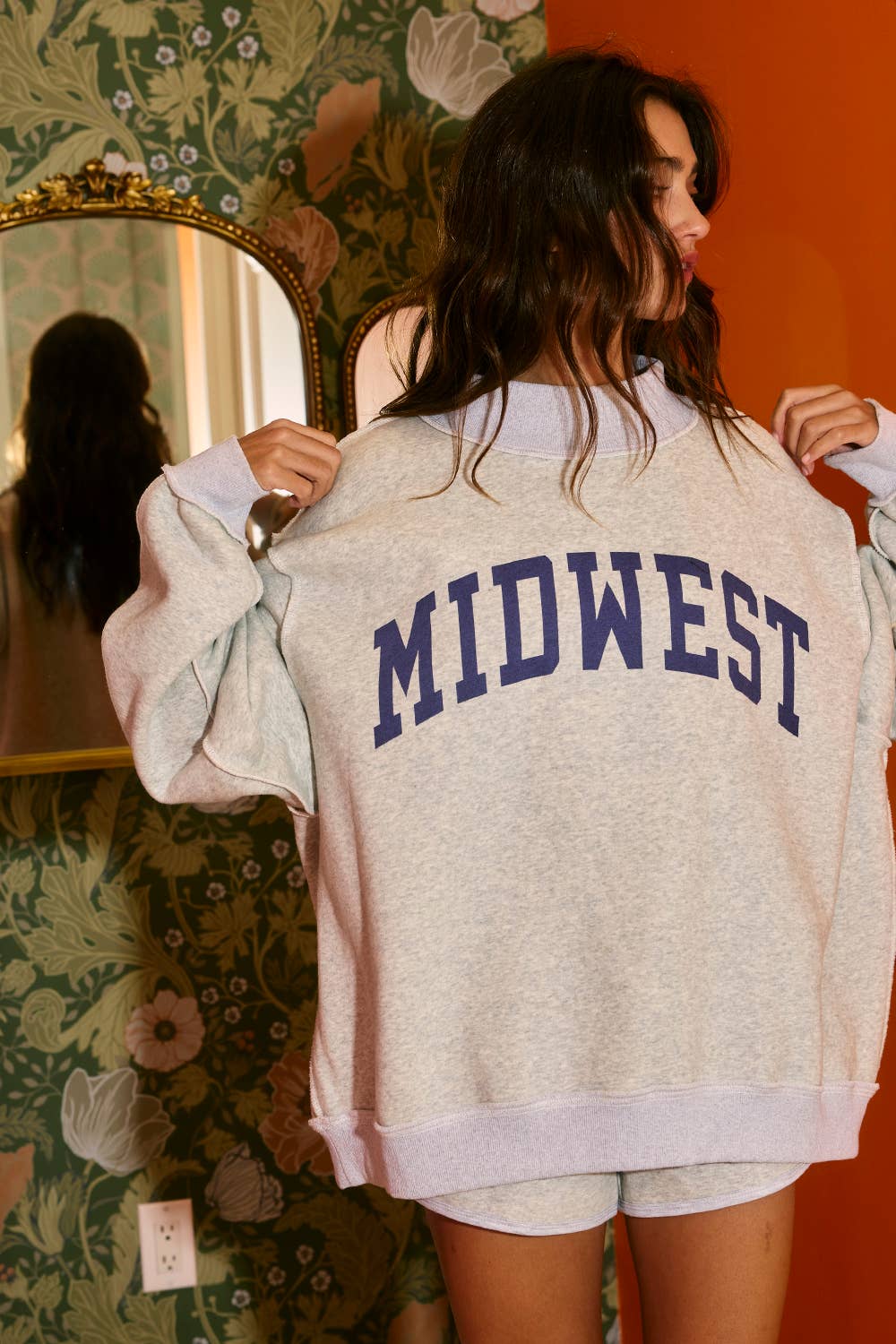 MIDWEST BABE' Reversible Sweatshirt