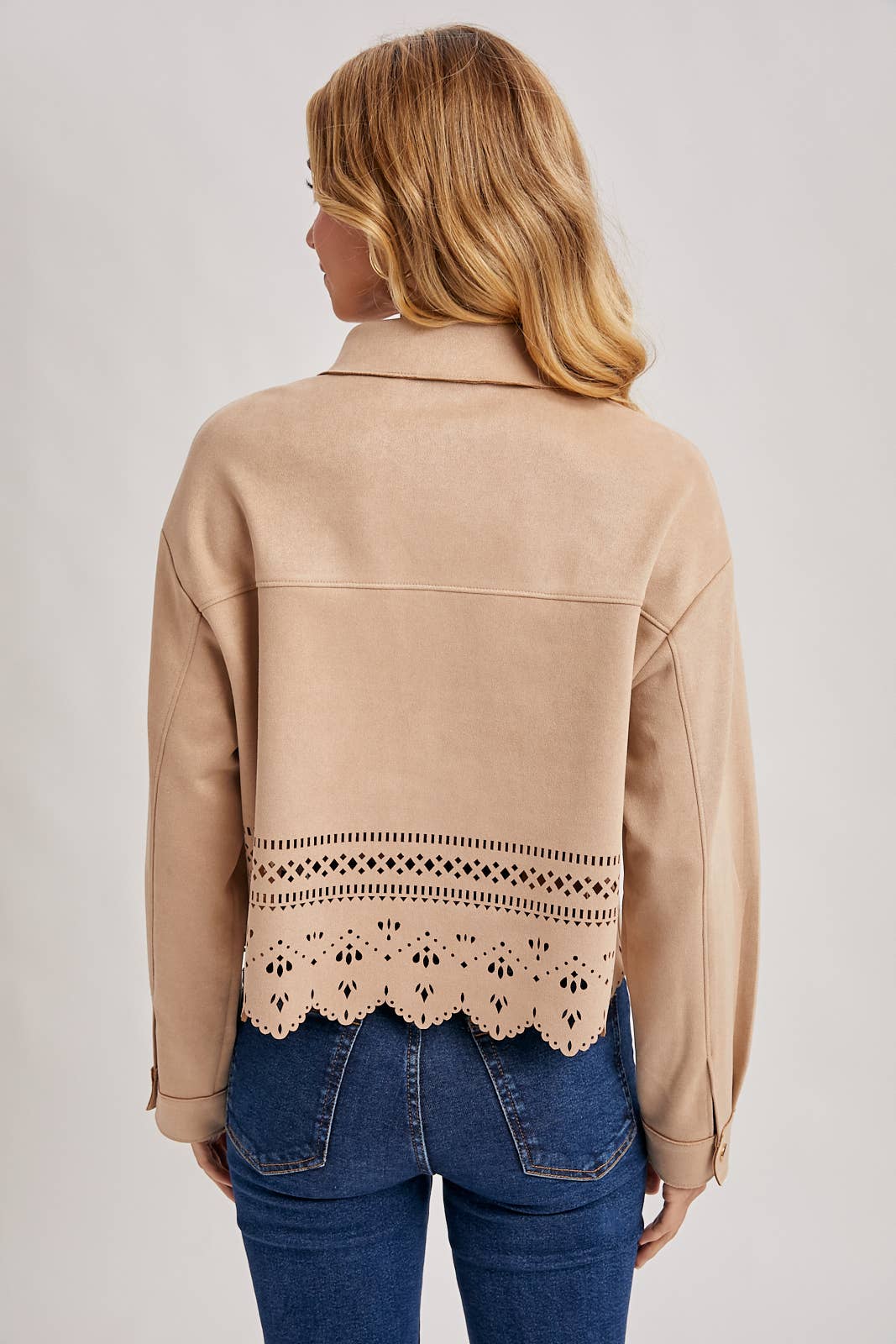 WESTERN BUTTON DOWN DIE-CUT FAUX SUEDE CROPPED JACKET