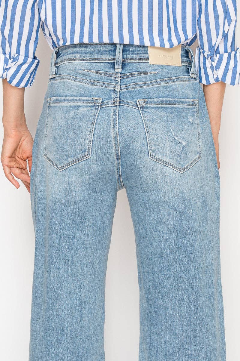 Corset Ultra High Rise Modern Wide Jeans