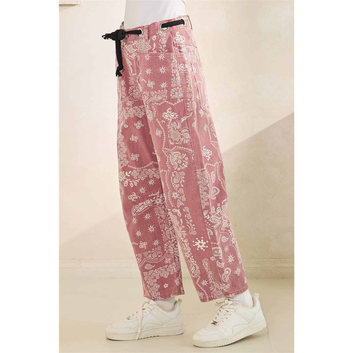 Printed Denim Pants with Belt Detail