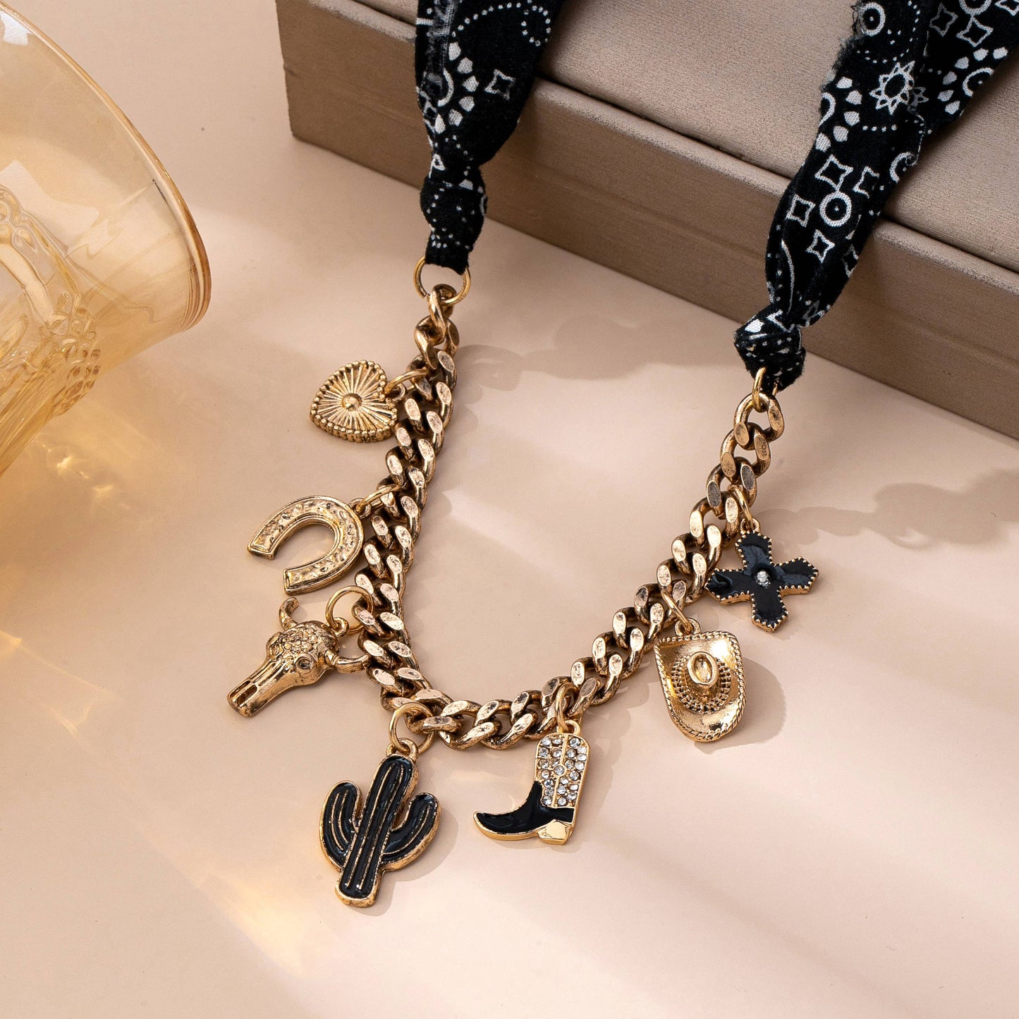 CHARM ANIMAL SCARF NECKLACE-WESTERN CROSS BOOT HAT