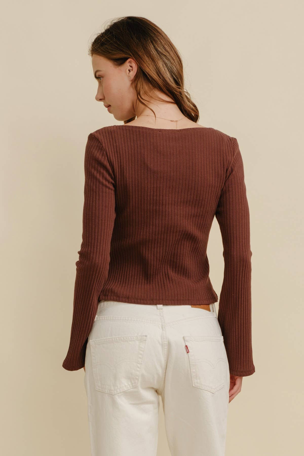 RIBBED BELLE SLEEVE TOP