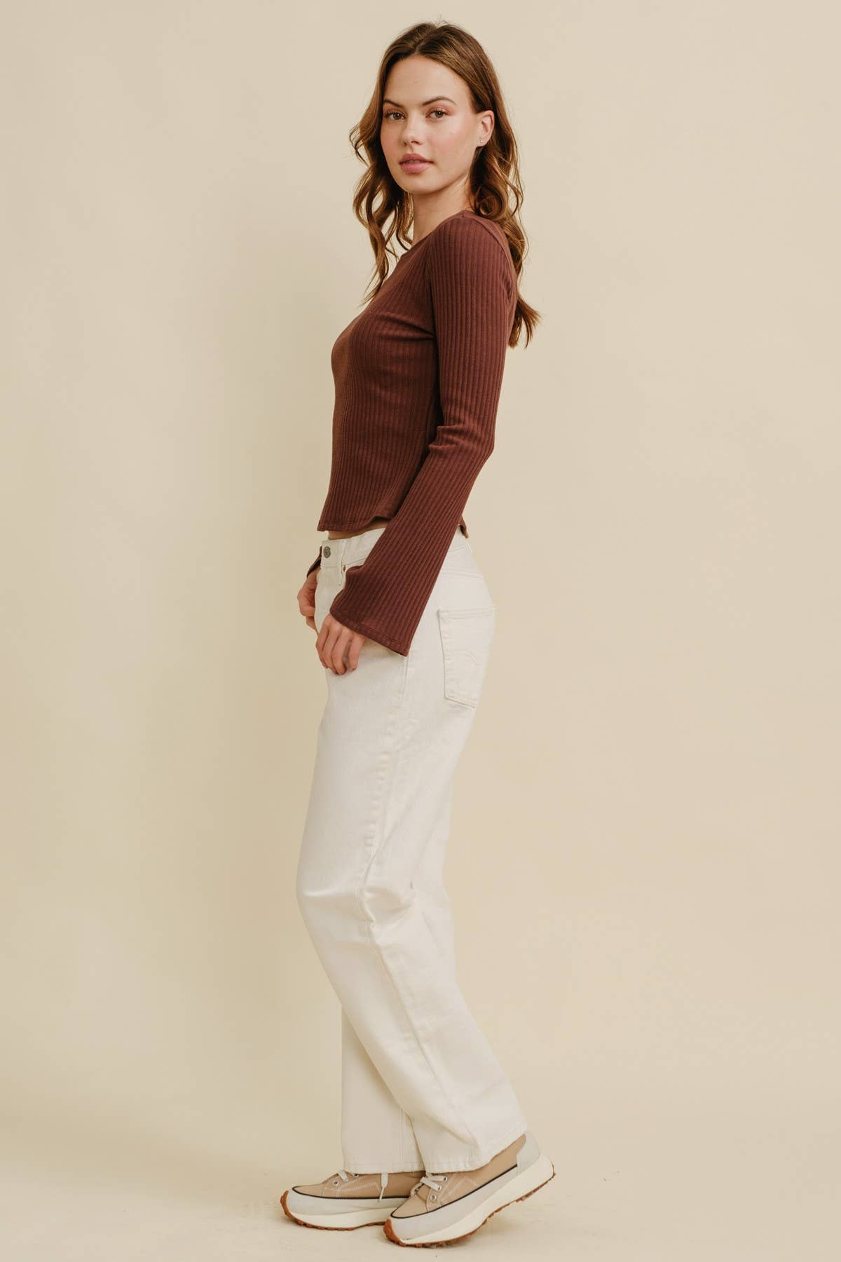 RIBBED BELLE SLEEVE TOP