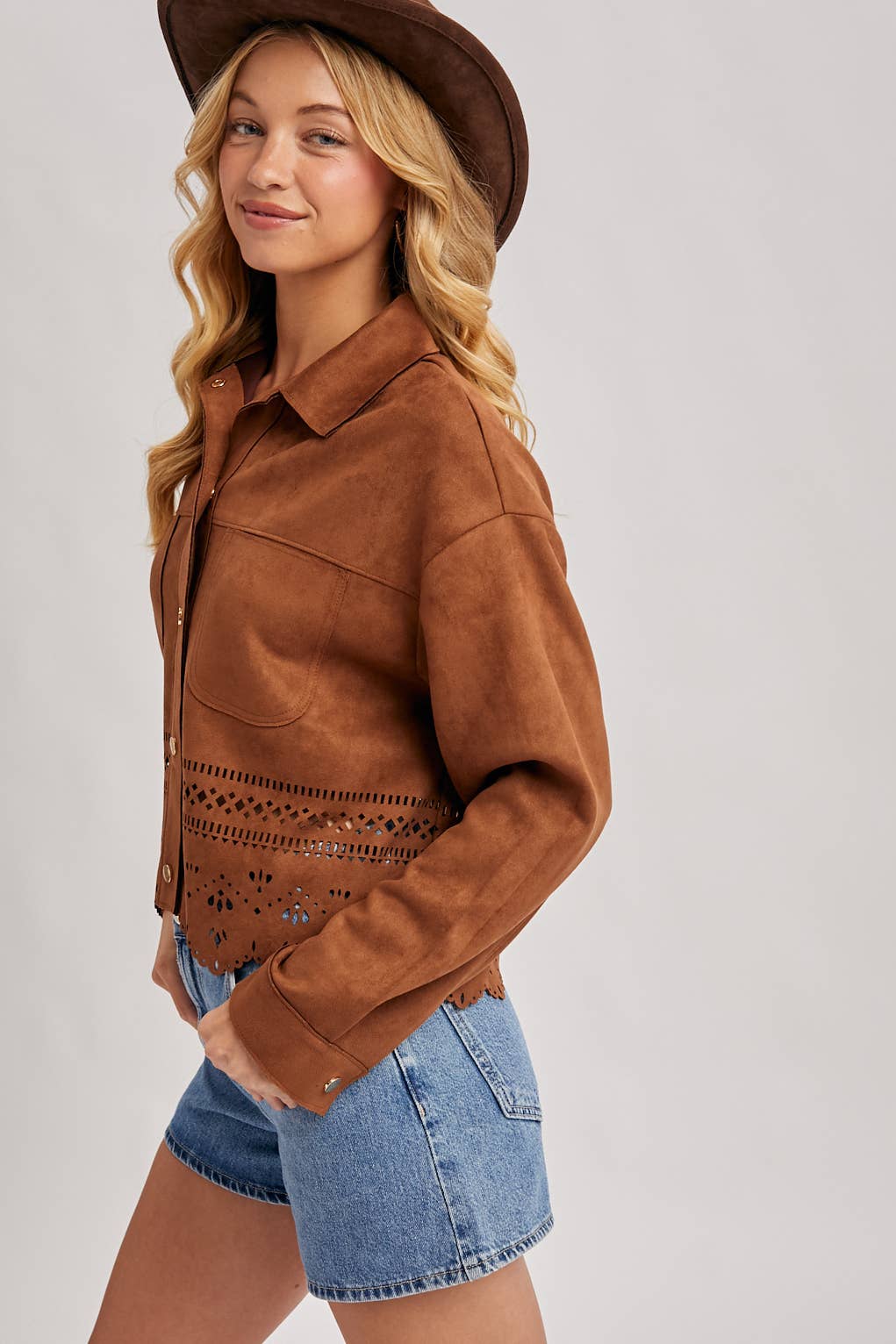 WESTERN BUTTON DOWN DIE-CUT FAUX SUEDE CROPPED JACKET