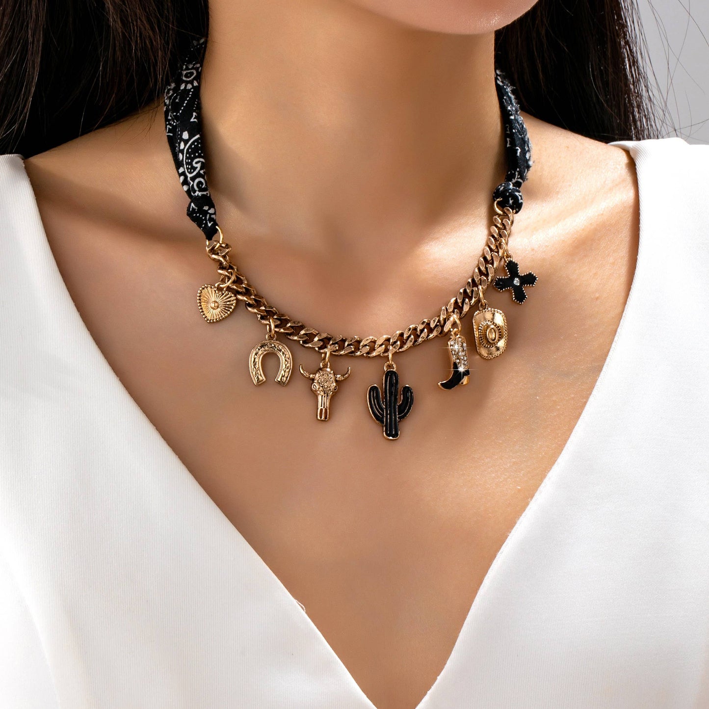 CHARM ANIMAL SCARF NECKLACE-WESTERN CROSS BOOT HAT