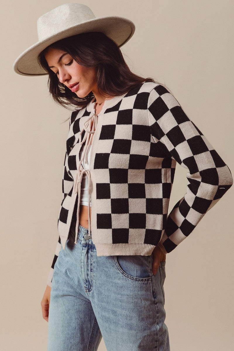 Checkered Knitted Round Neck Cardigan
